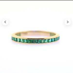 Eternity French cut emerald 14k size 7